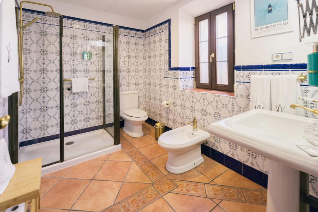 Habitacion-doble-basica-Ronda-Palacio-de-Hemingway